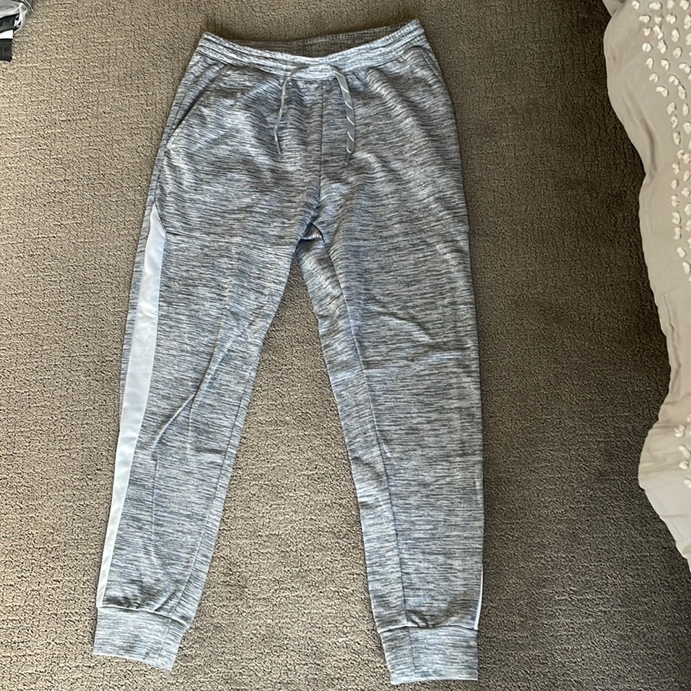 UNIPRO | Joggers